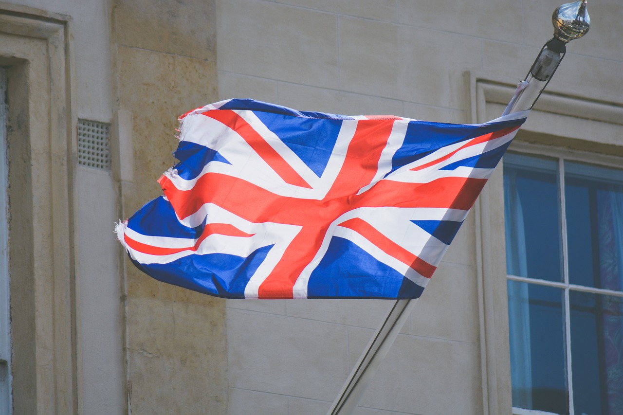 欧洲债市：短期英债上涨 交易员加大对英国央行降息的押注