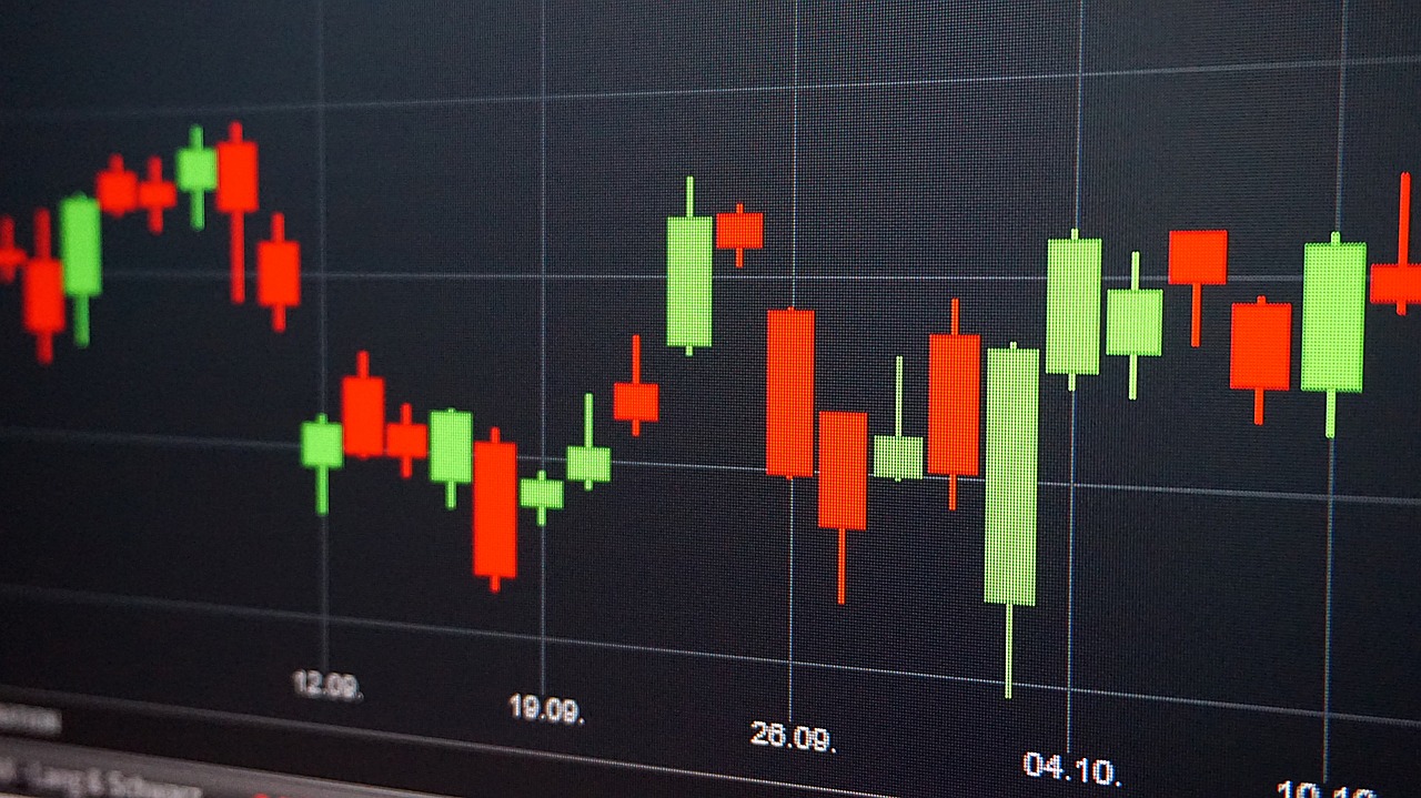 南京聚隆(300644.SZ)：特定股东张金诚、刘兆宁拟减持合计不超0.58%股份