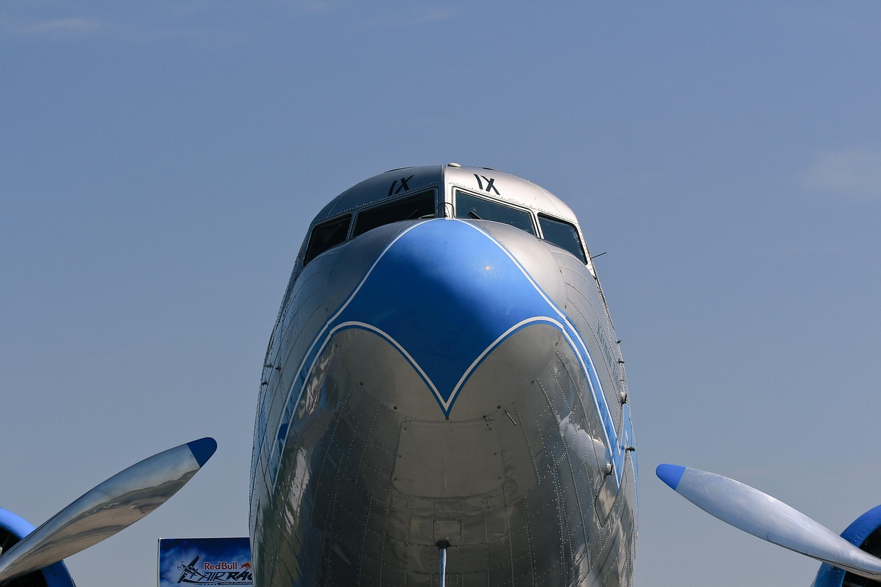 春秋航空：6月10日将召开2024年年度股东大会