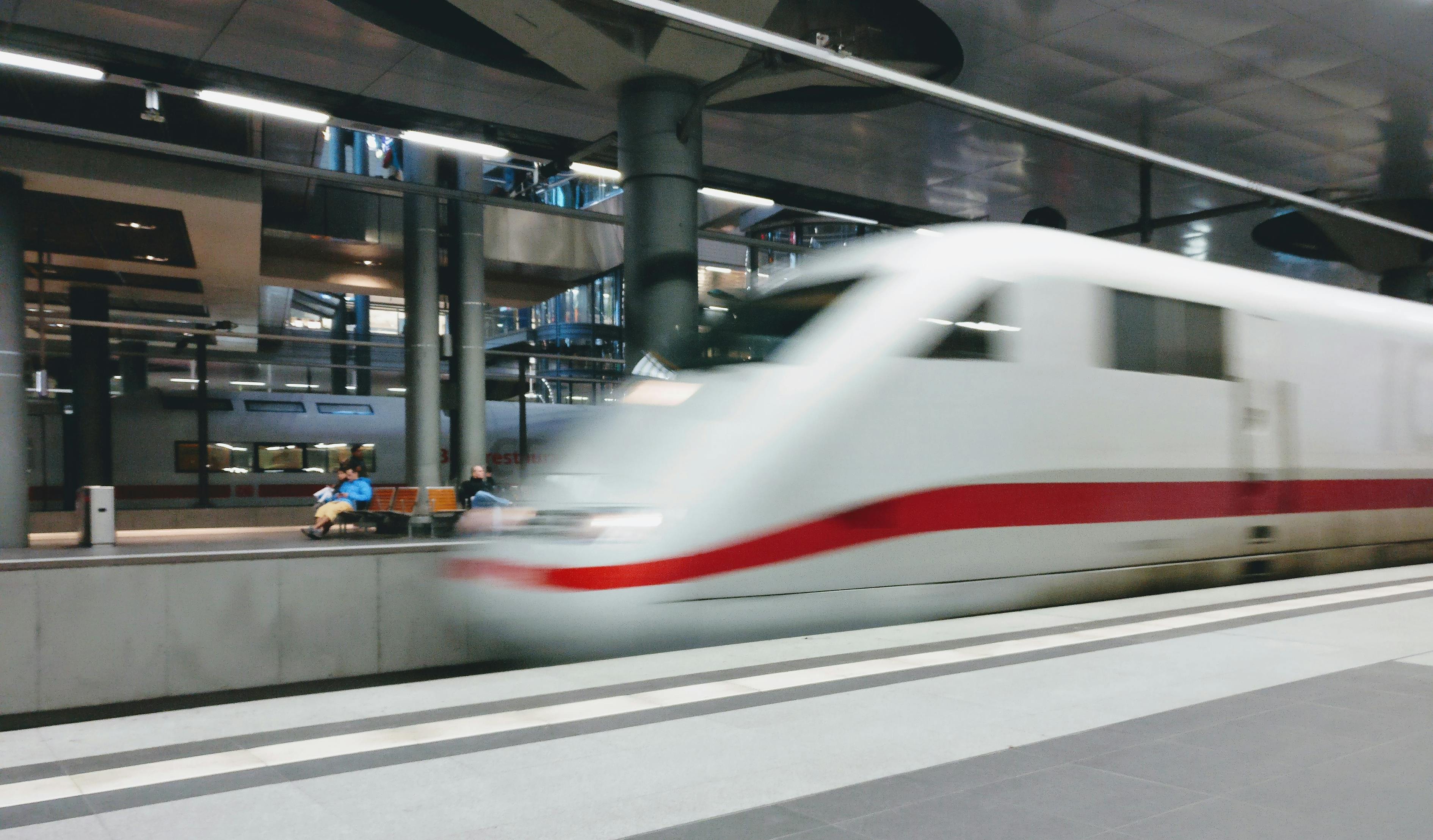 信也科技2025年Q1实现营收34.81亿元，净利润7.38亿元