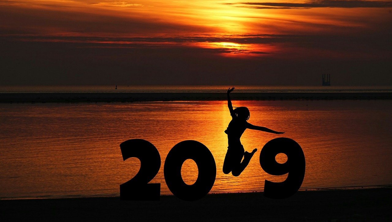 疫情拐点，曙光初现的希望与挑战