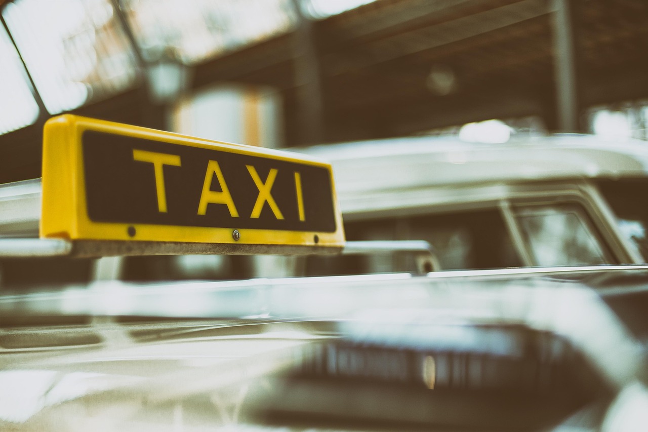 疫情下的租车需求与市场变化疫情租车