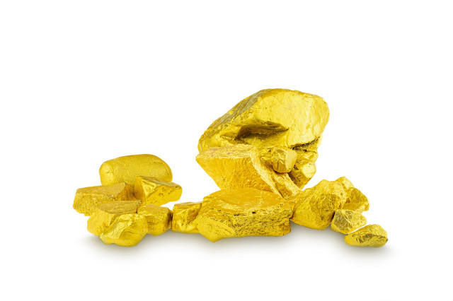 如何进行亚一黄金的以旧换新操作？这个操作过程中需要注意哪些事项？